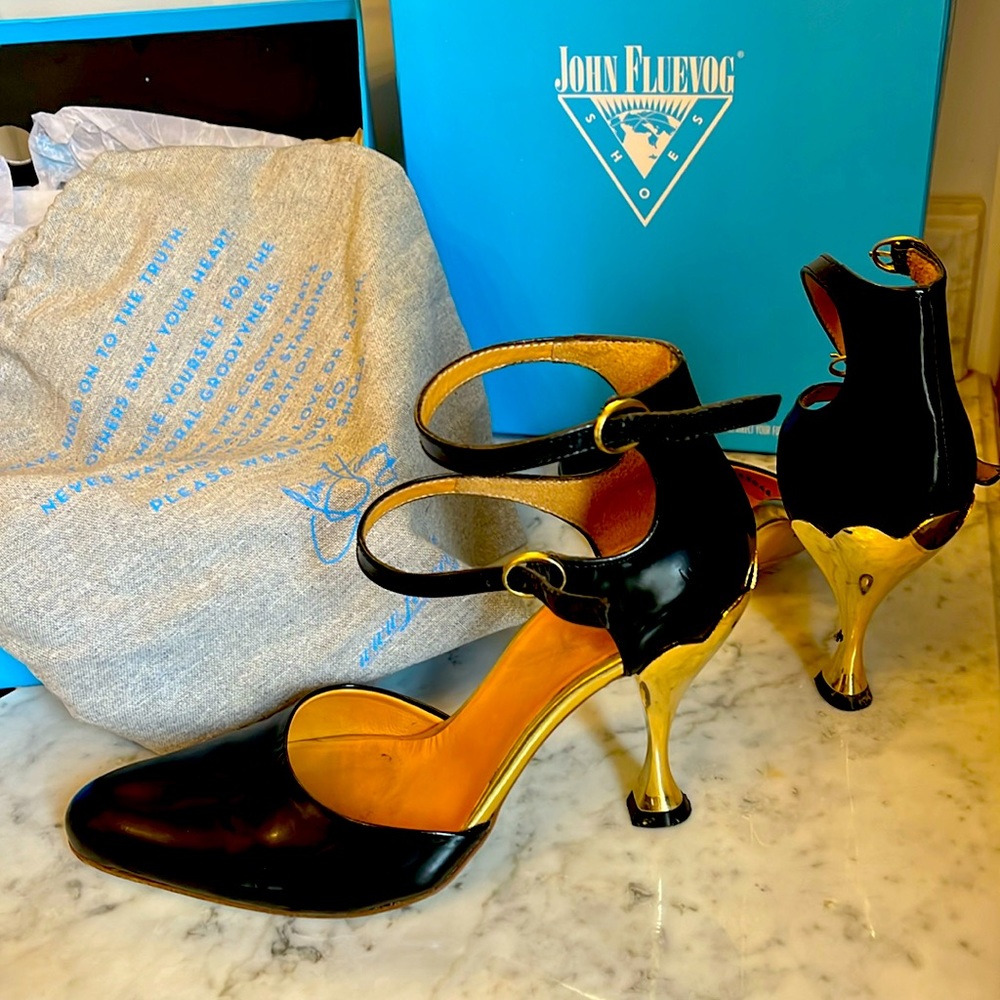 Fluvog “Wanda” from the streets of gold collection.